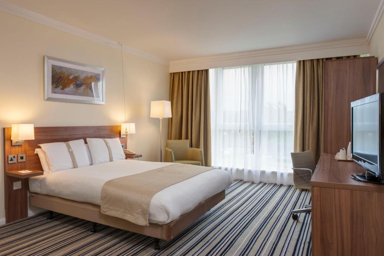 Holiday Inn Colchester By Ihg Dış mekan fotoğraf