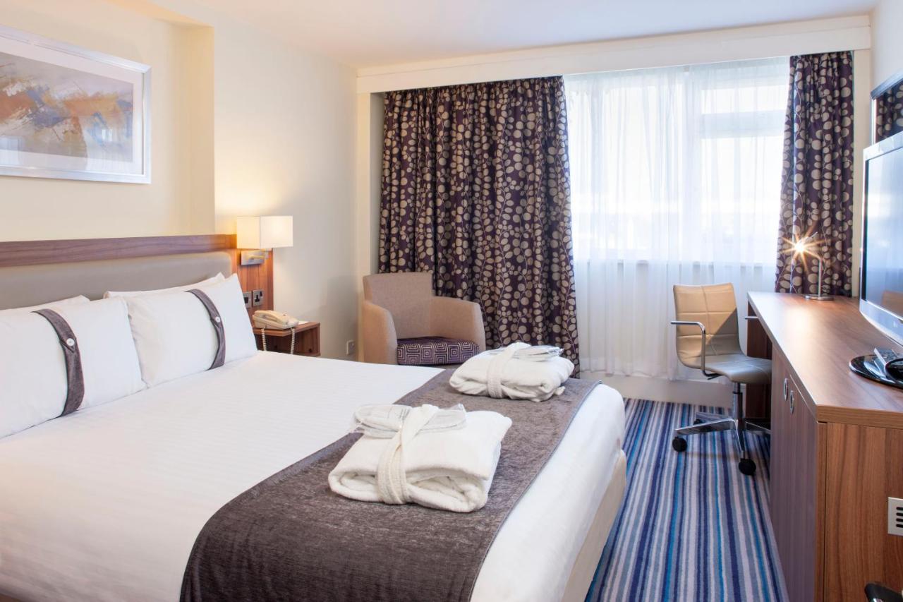 Holiday Inn Colchester By Ihg Dış mekan fotoğraf