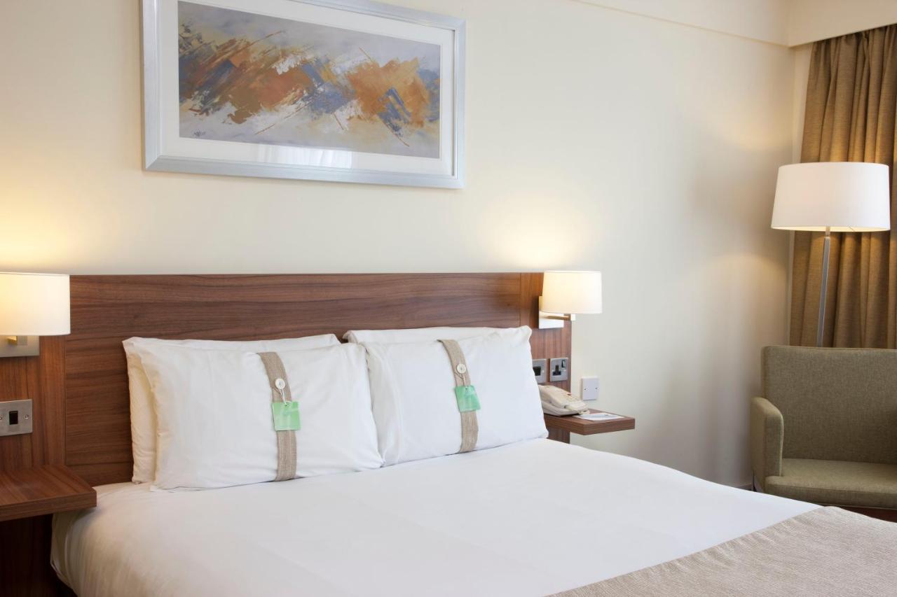 Holiday Inn Colchester By Ihg Dış mekan fotoğraf