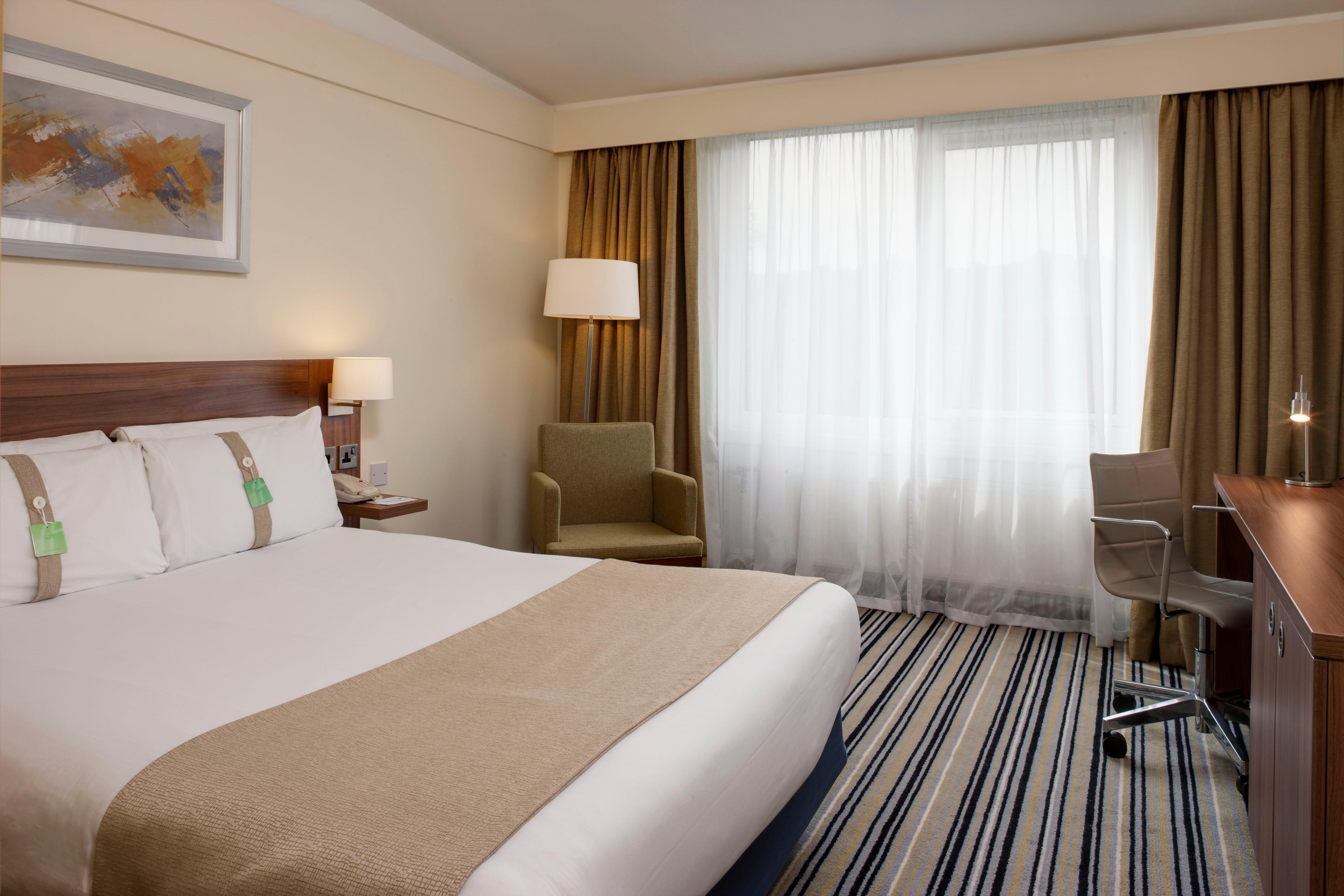 Holiday Inn Colchester By Ihg Dış mekan fotoğraf