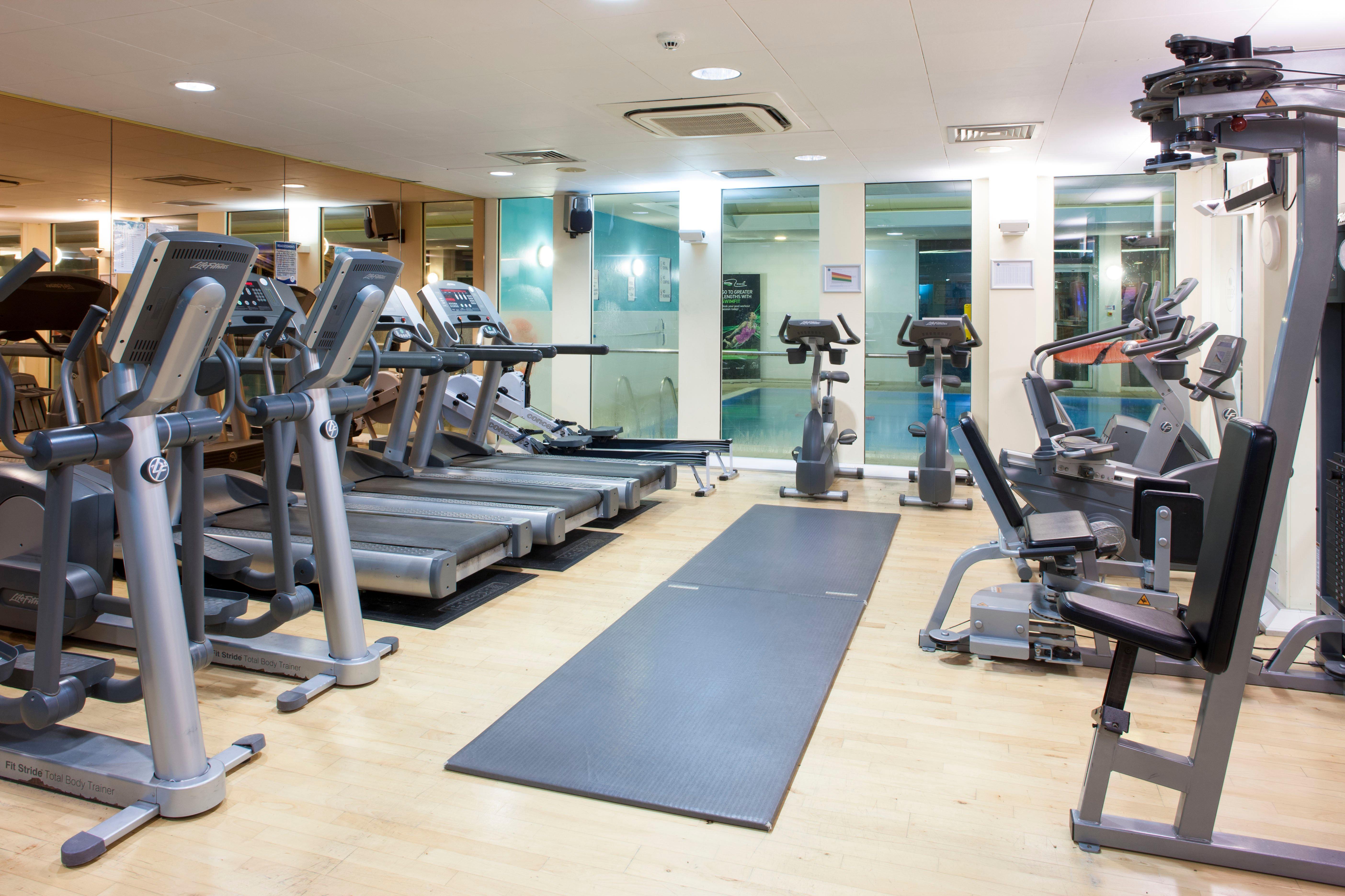 Holiday Inn Colchester By Ihg Dış mekan fotoğraf