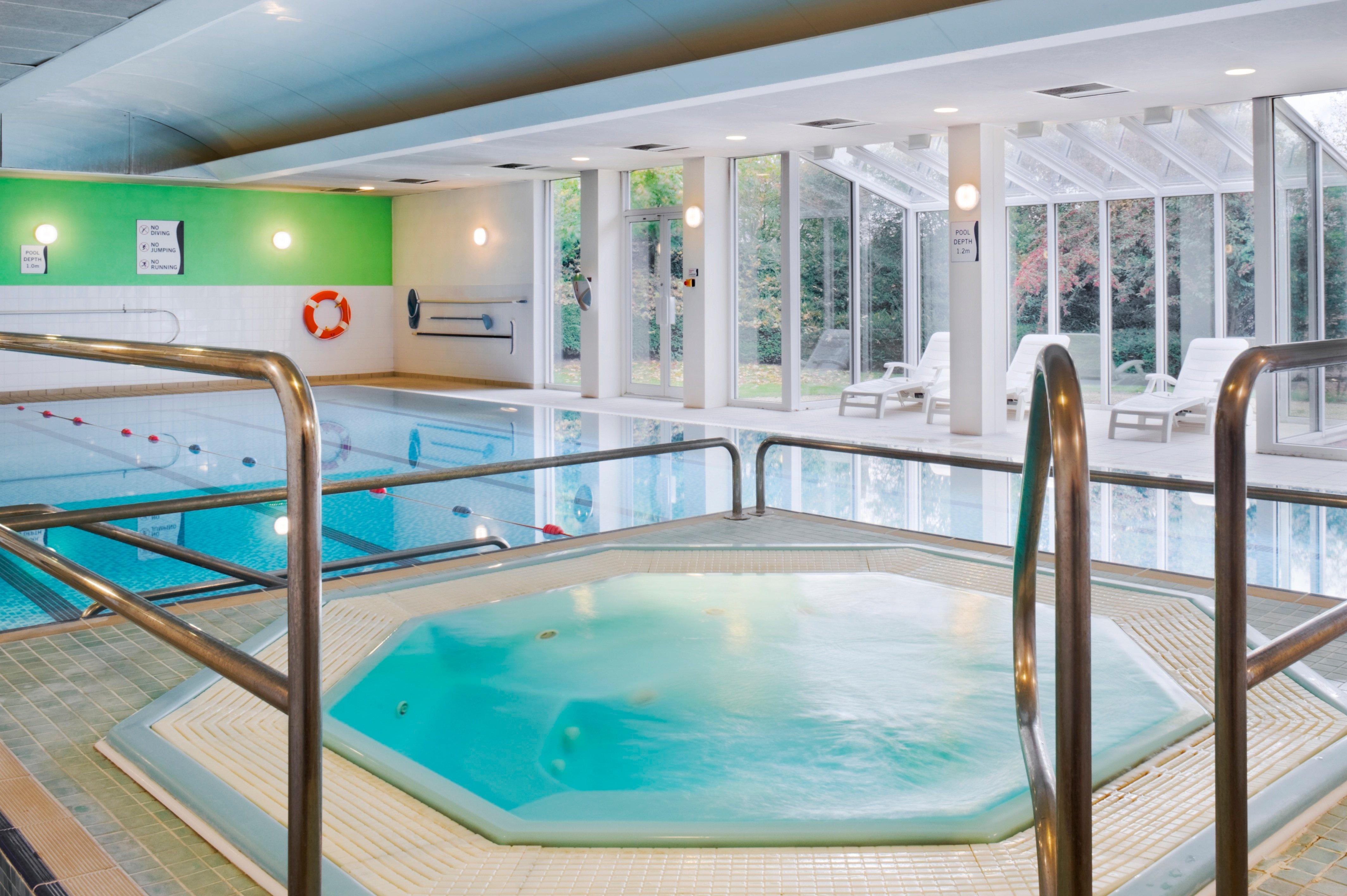 Holiday Inn Colchester By Ihg Dış mekan fotoğraf