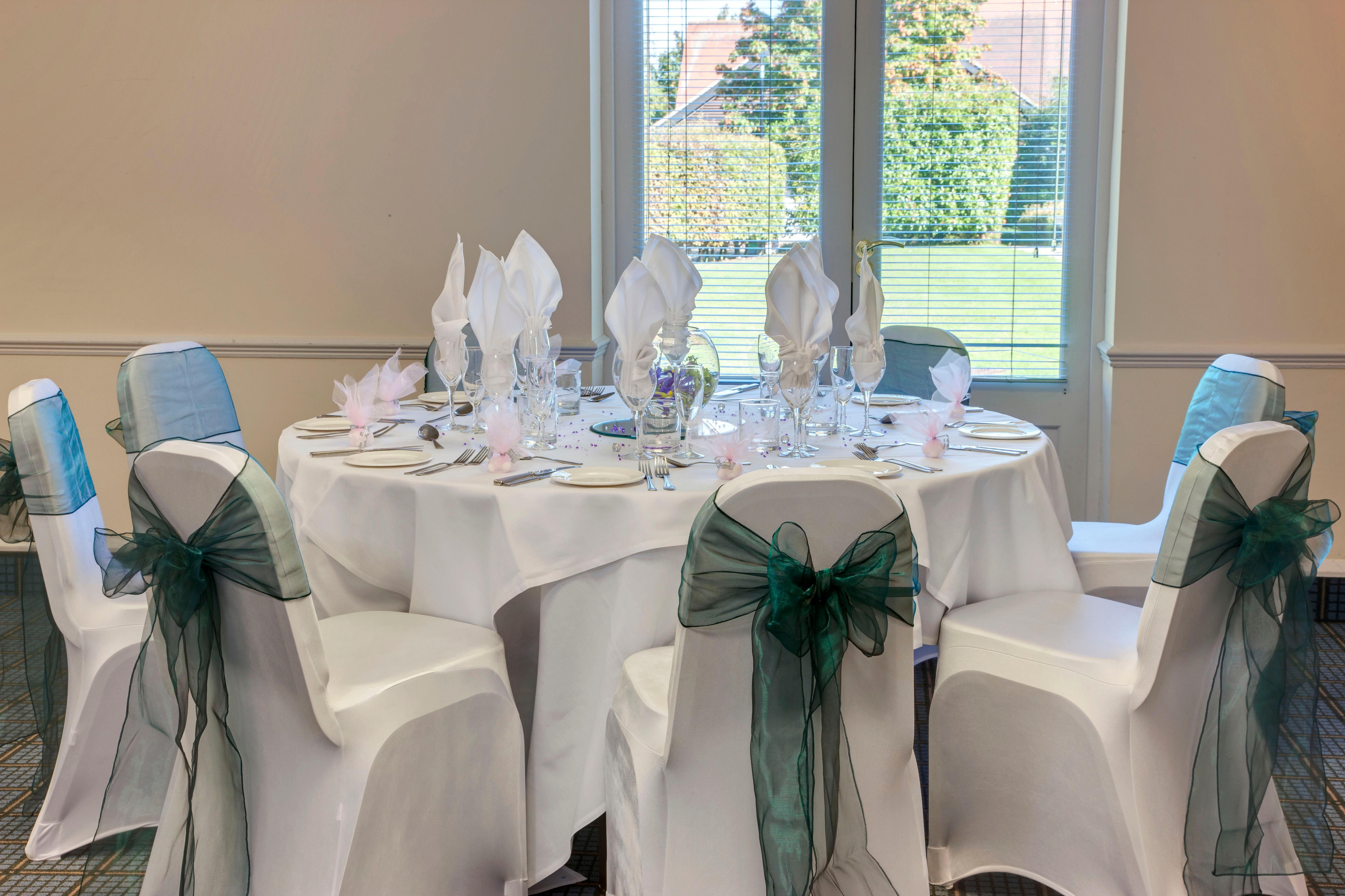 Holiday Inn Colchester By Ihg Dış mekan fotoğraf