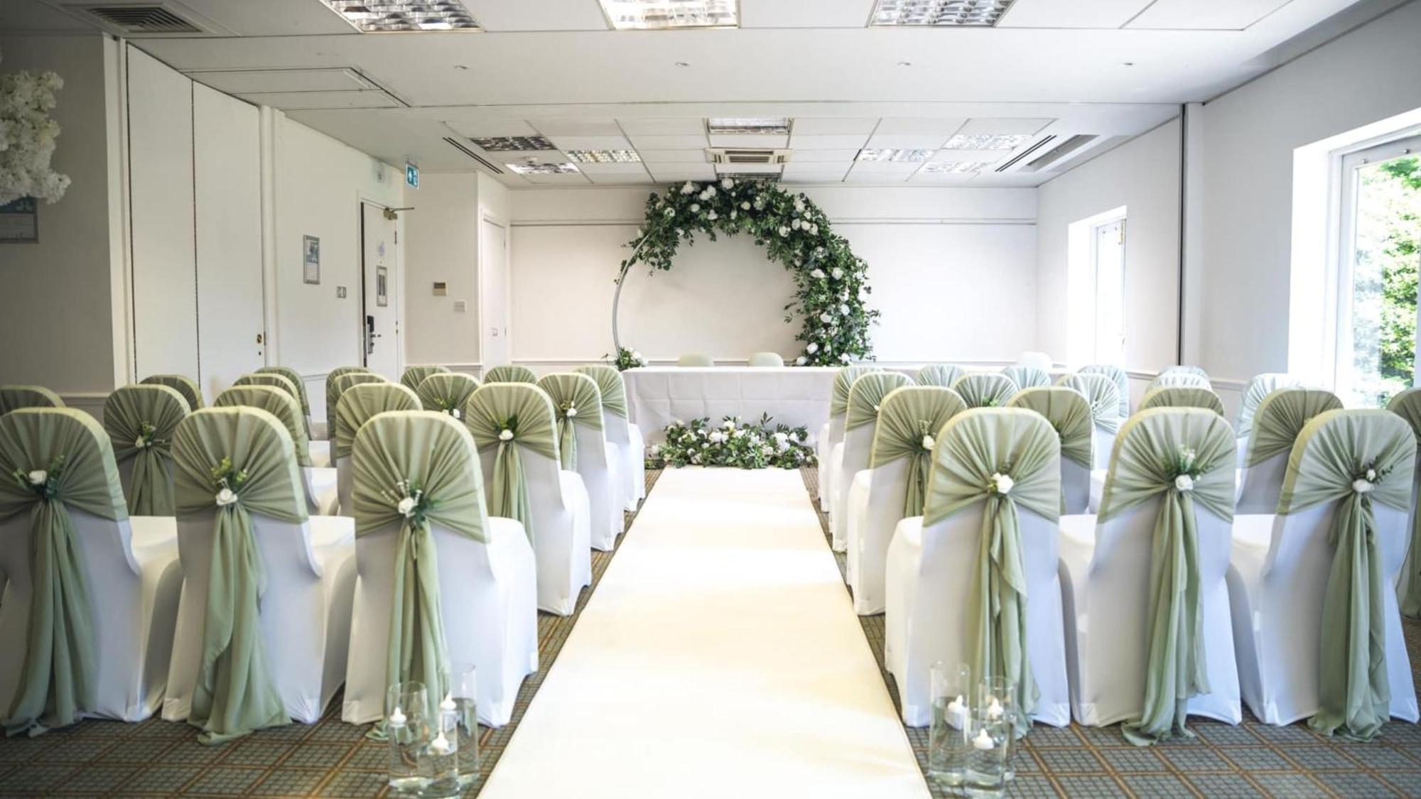 Holiday Inn Colchester By Ihg Dış mekan fotoğraf