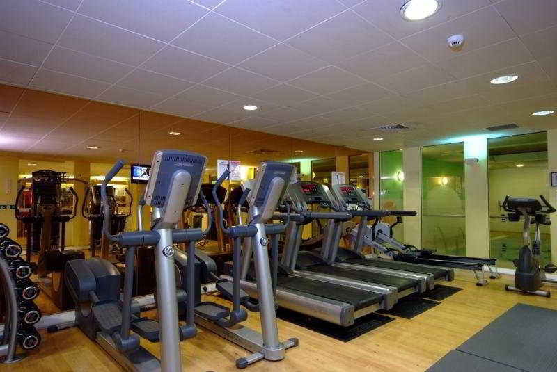 Holiday Inn Colchester By Ihg Dış mekan fotoğraf